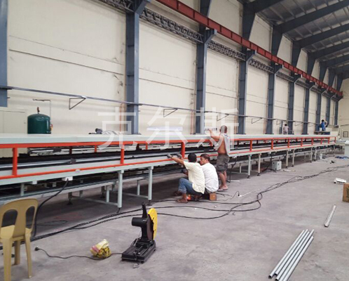 彩石鋼瓦生產線